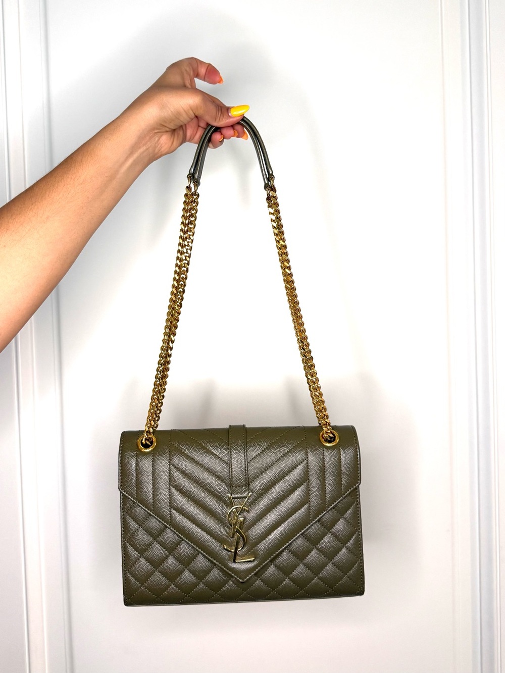 Saint Laurent Medium Envelope Shoulder Bag